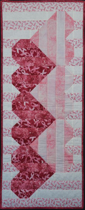 Hearts Table Runner Pink